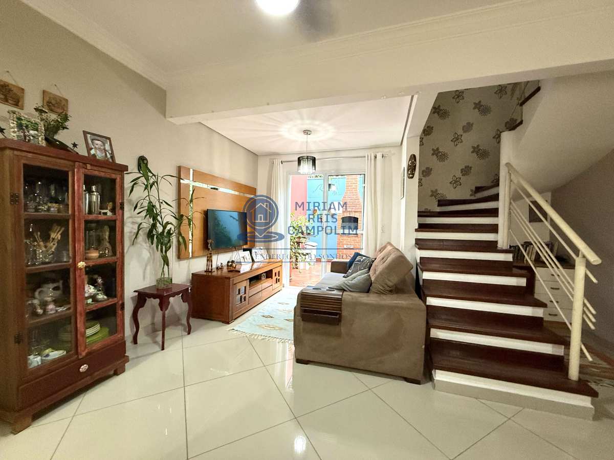 Sobrado 3 Quartos em Condomínio Fechado em Sorocaba – Ideal para Famílias com Filhos - Miriam Reis Campolim   Corretora de imóveis